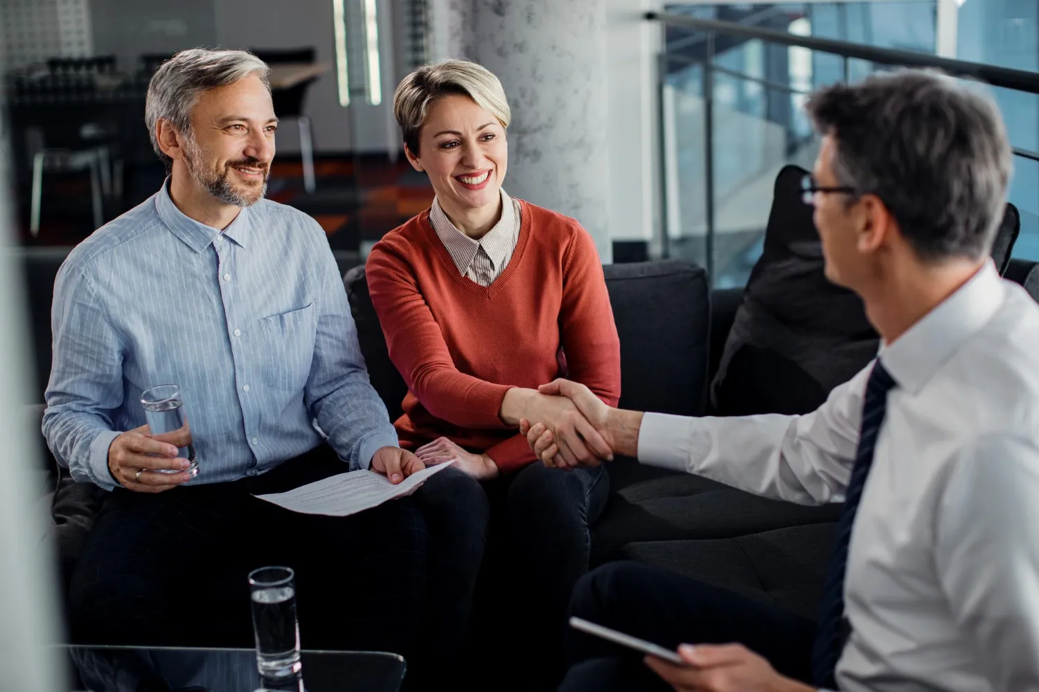 Consulente Quinto Azzurra durante un incontro con un cliente